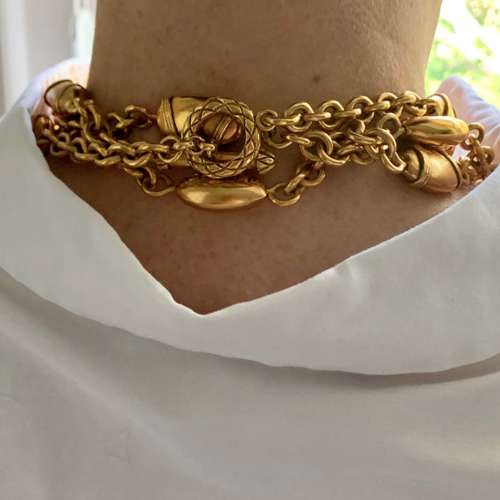 CHANEL Vintage Bean / Bullet Necklace - Picture 8 of 8